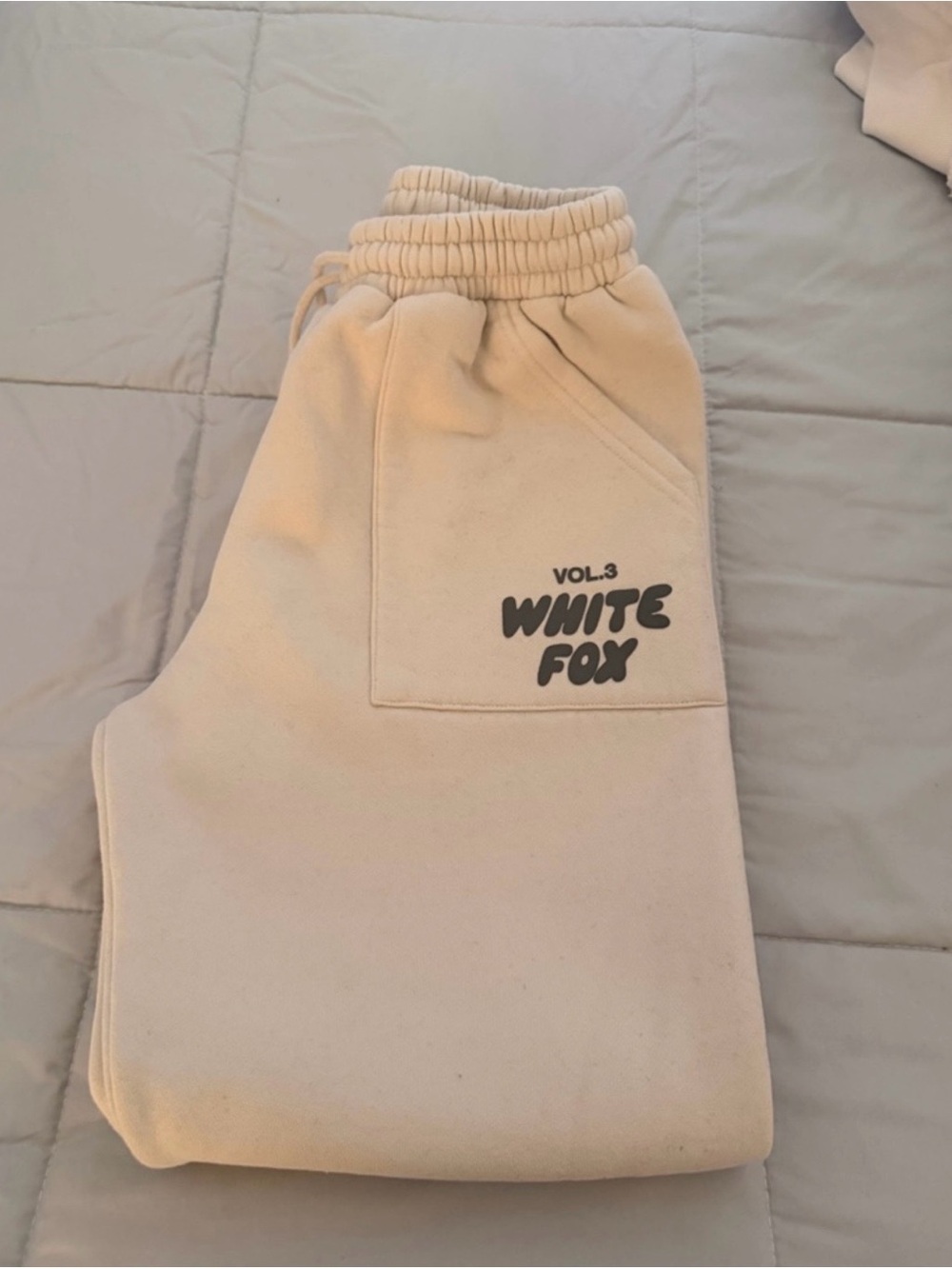 White Fox Cream Logo Hoodie & Jogger Set - Picture 6 of 6